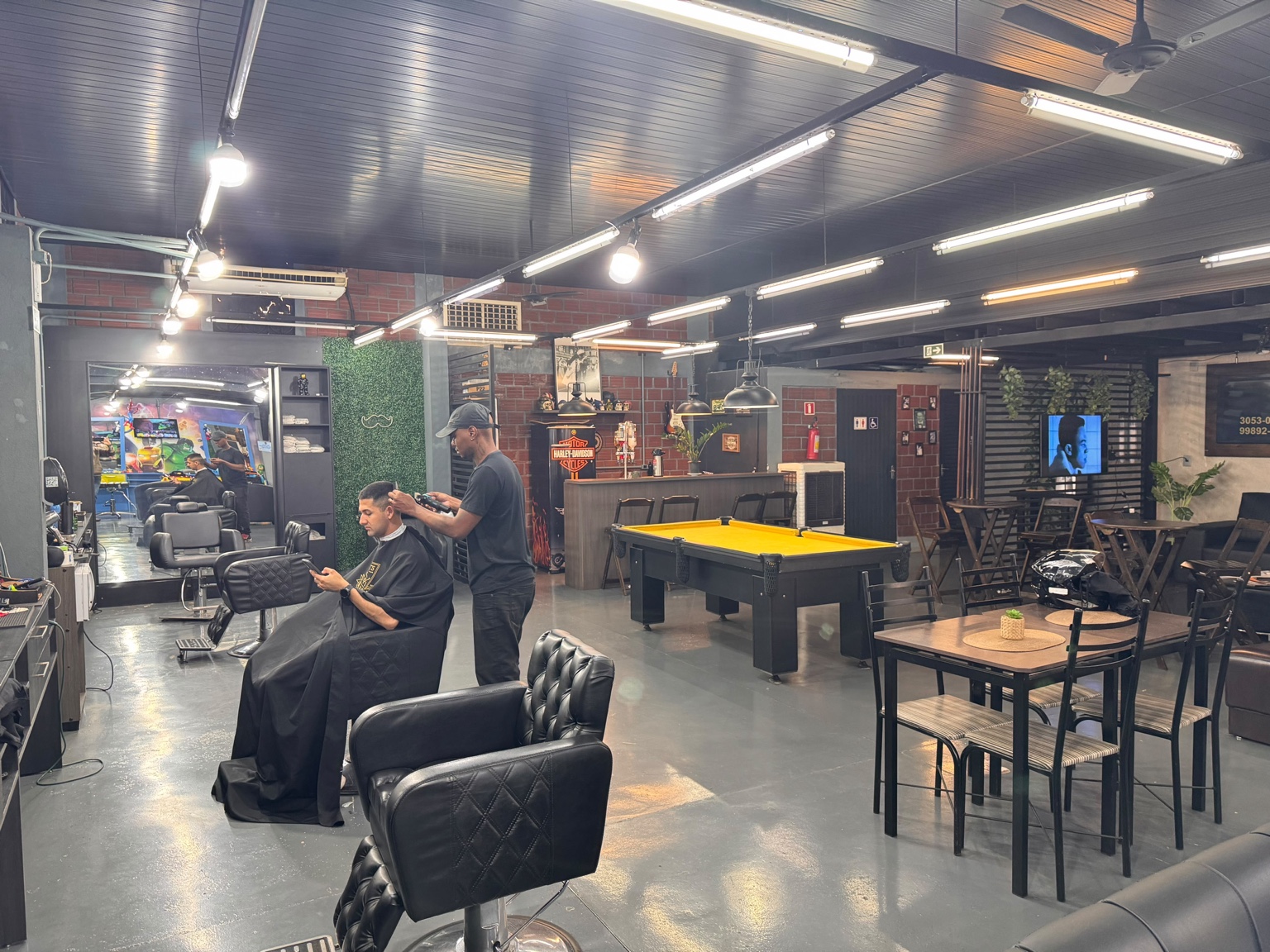 Ambiente da Hebert's Barbearia